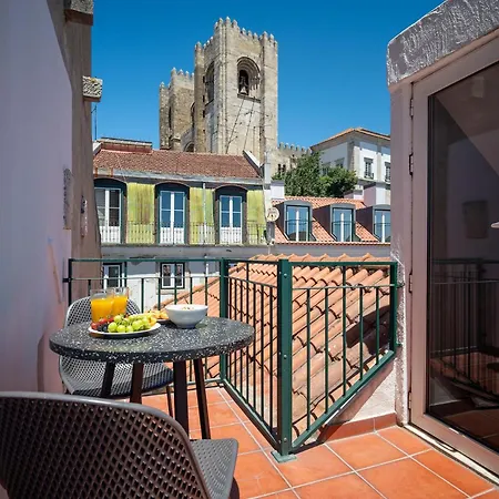Light Green Apartments - Downtown Lisbon-3